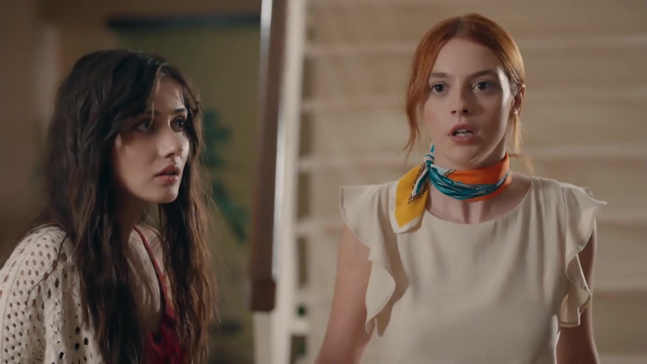 Кадры из сериала Уважаемое прошлое 2 серия 1 сезон (2019)