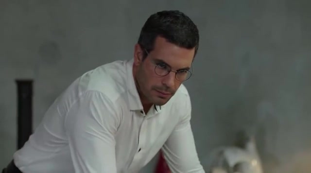 Кадры из сериала Клятва 1 серия 3 сезон (2019)