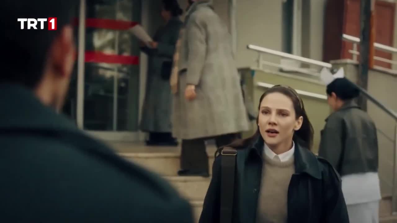 Кадры из сериала Однажды в Стамбуле 5 серия 1 сезон (2025)