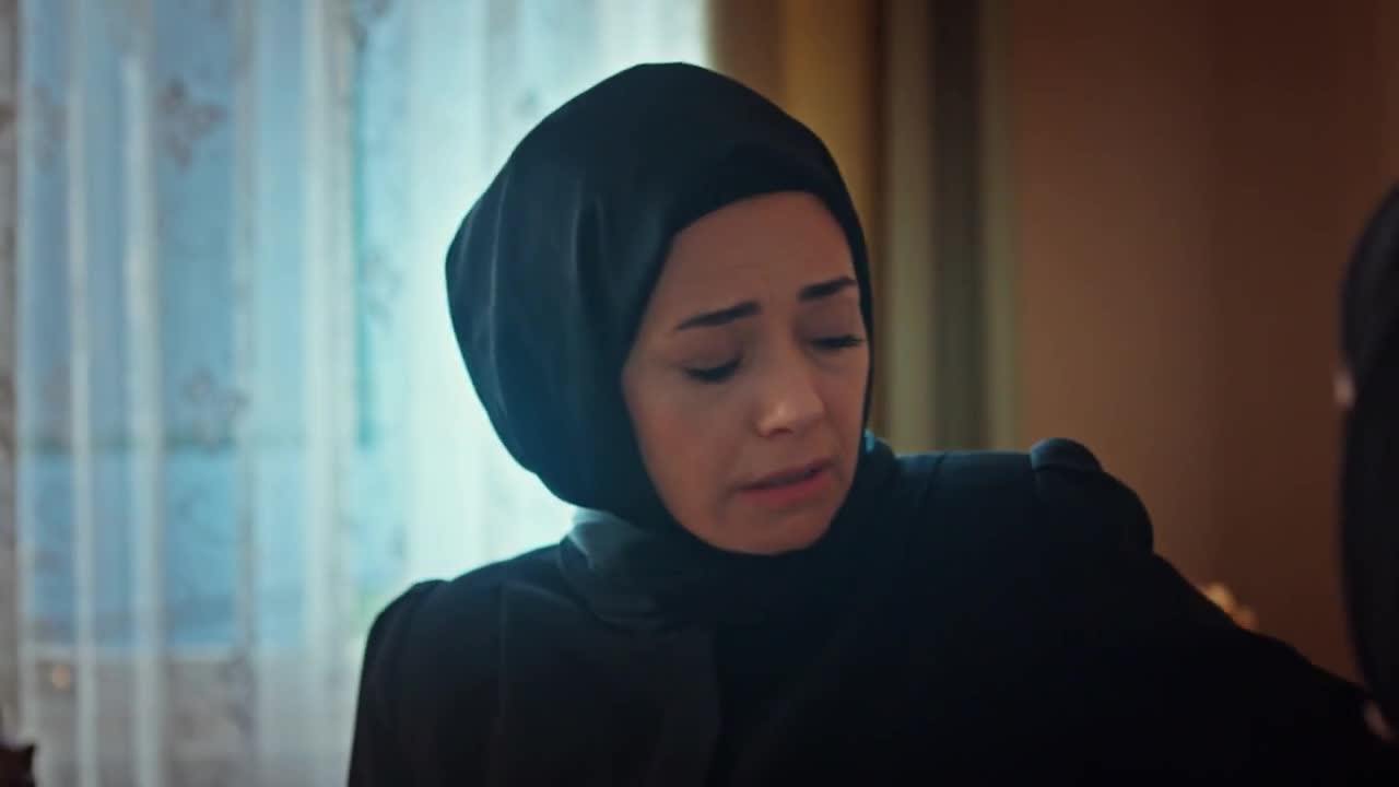 Кадры из сериала Красные бутоны 3 серия 1 сезон (2023)
