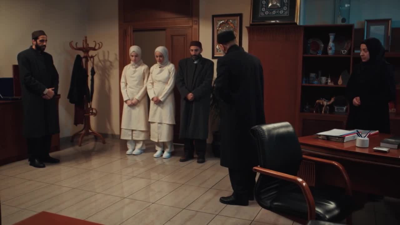 Кадры из сериала Красные бутоны 9 серия 1 сезон (2023)
