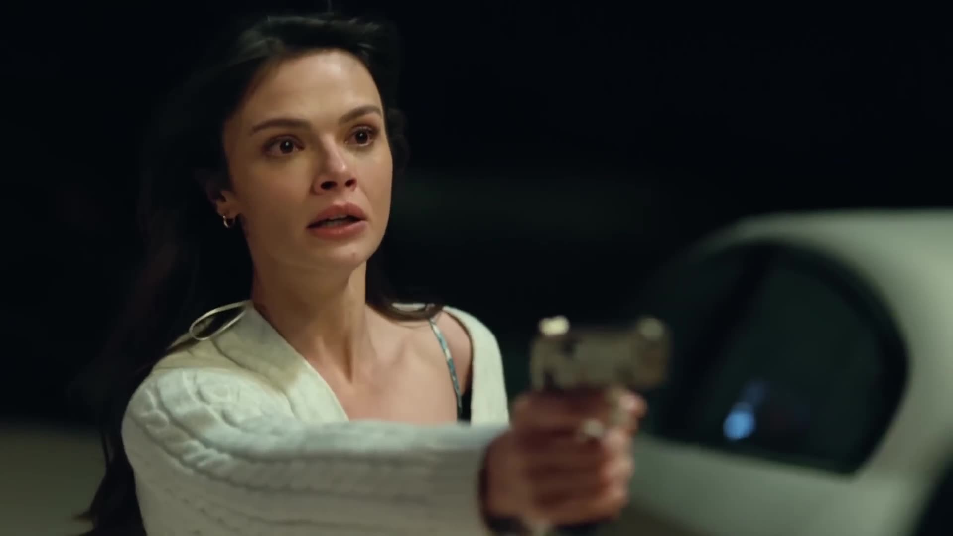 Кадры из сериала Далекий город 2 серия 1 сезон (2024)