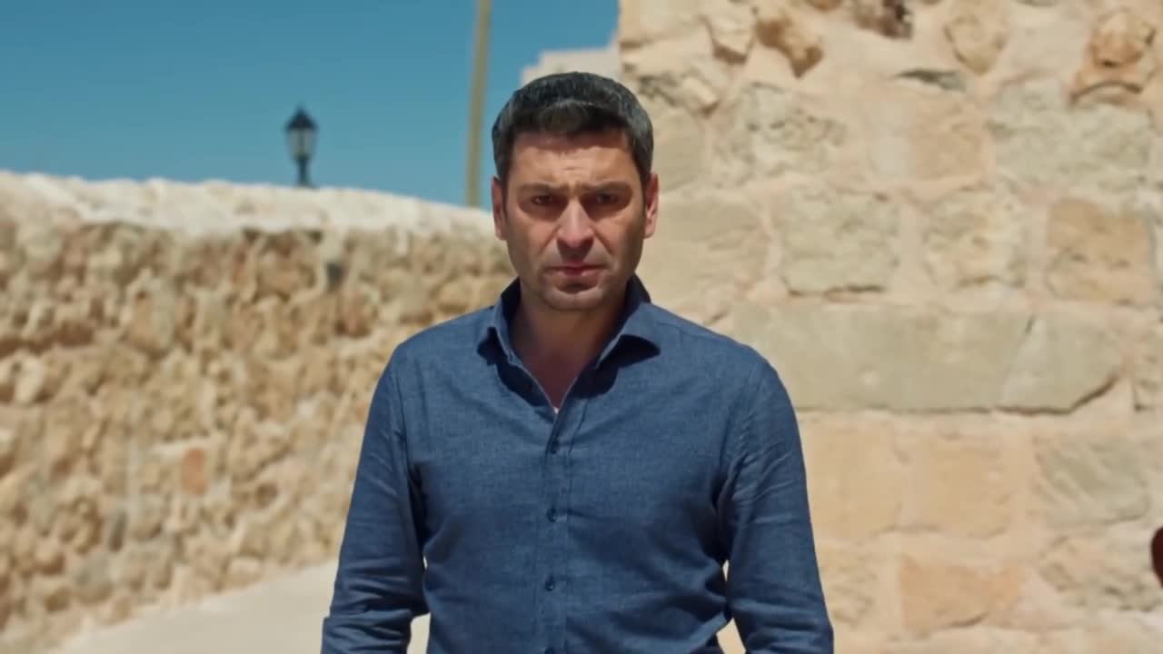 Кадры из сериала Далекий город 23 серия 1 сезон (2024)