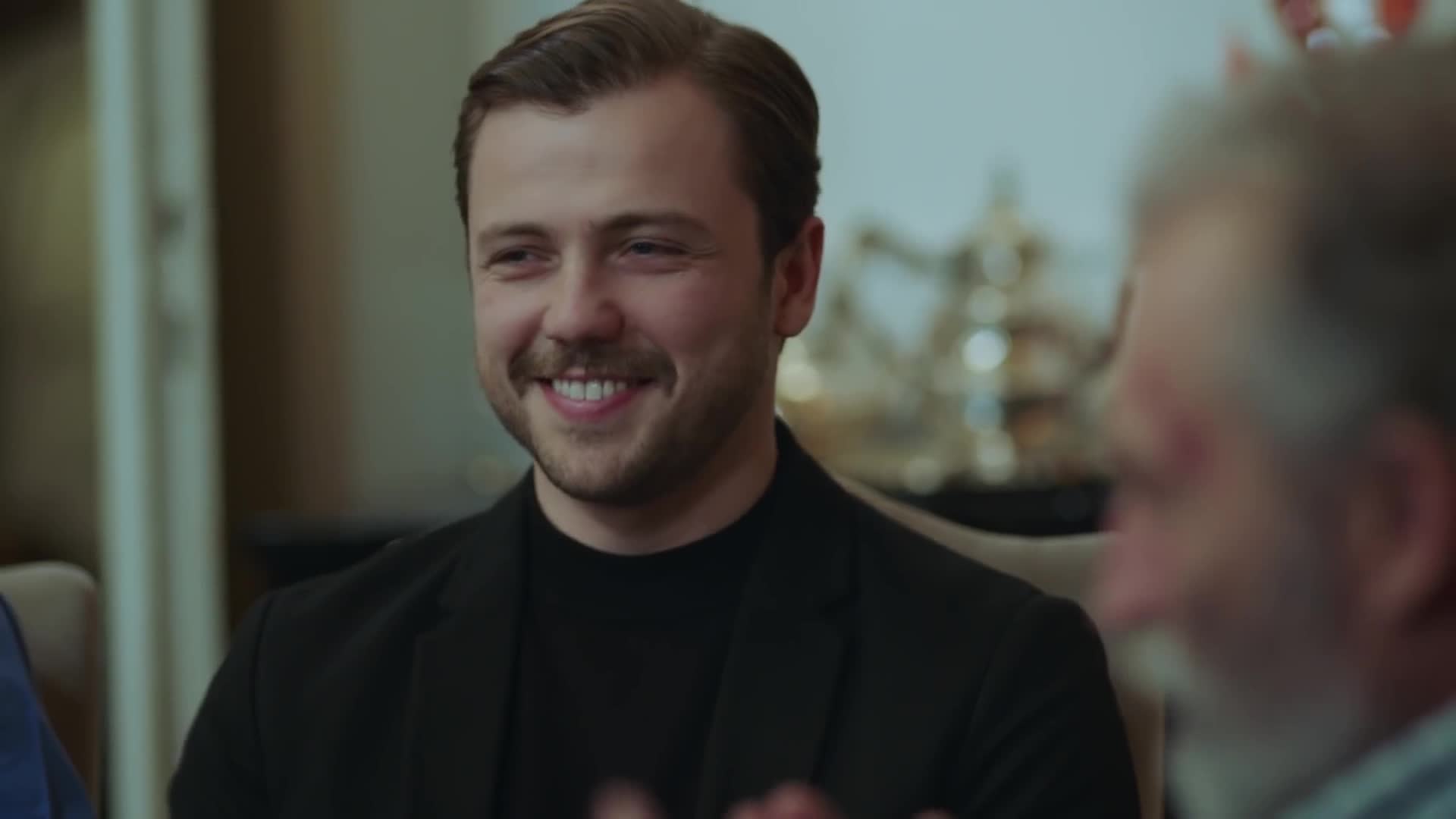 Кадры из сериала Отец 5 серия 1 сезон (2021)