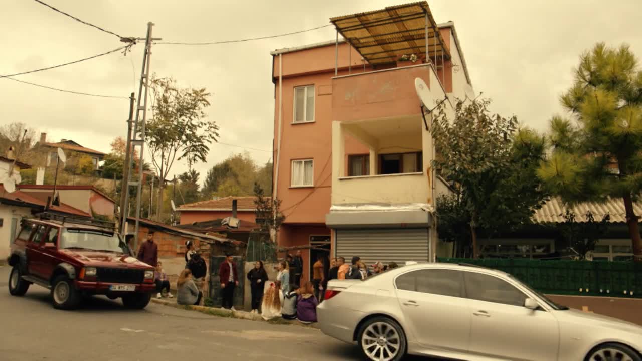 Кадры из сериала Три куруша (2021)