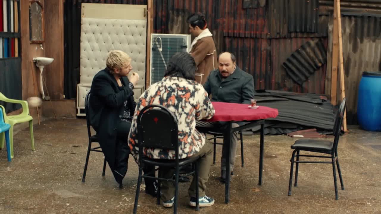 Кадры из сериала Три куруша (2021)
