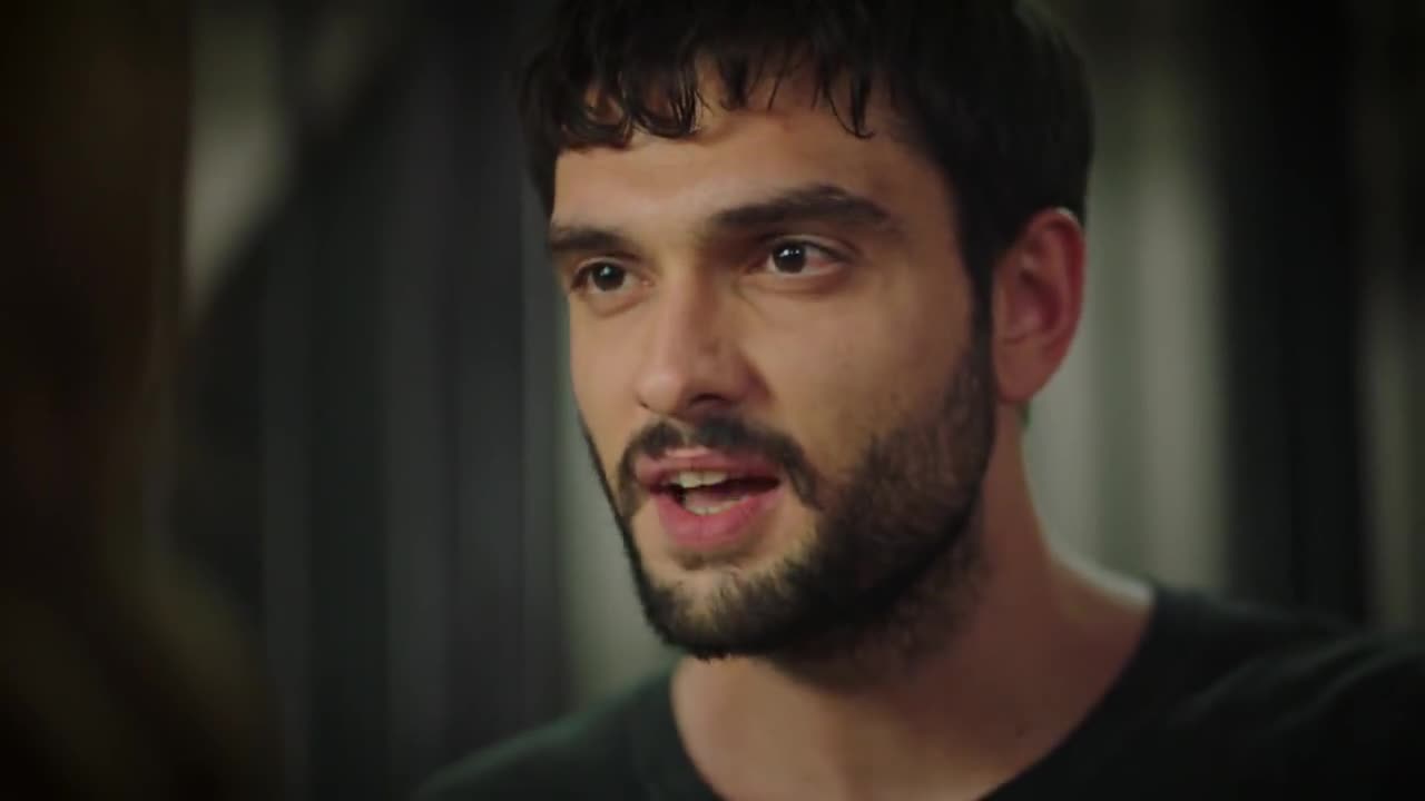 Кадры из сериала Сердечная рана 1 серия 1 сезон (2021)
