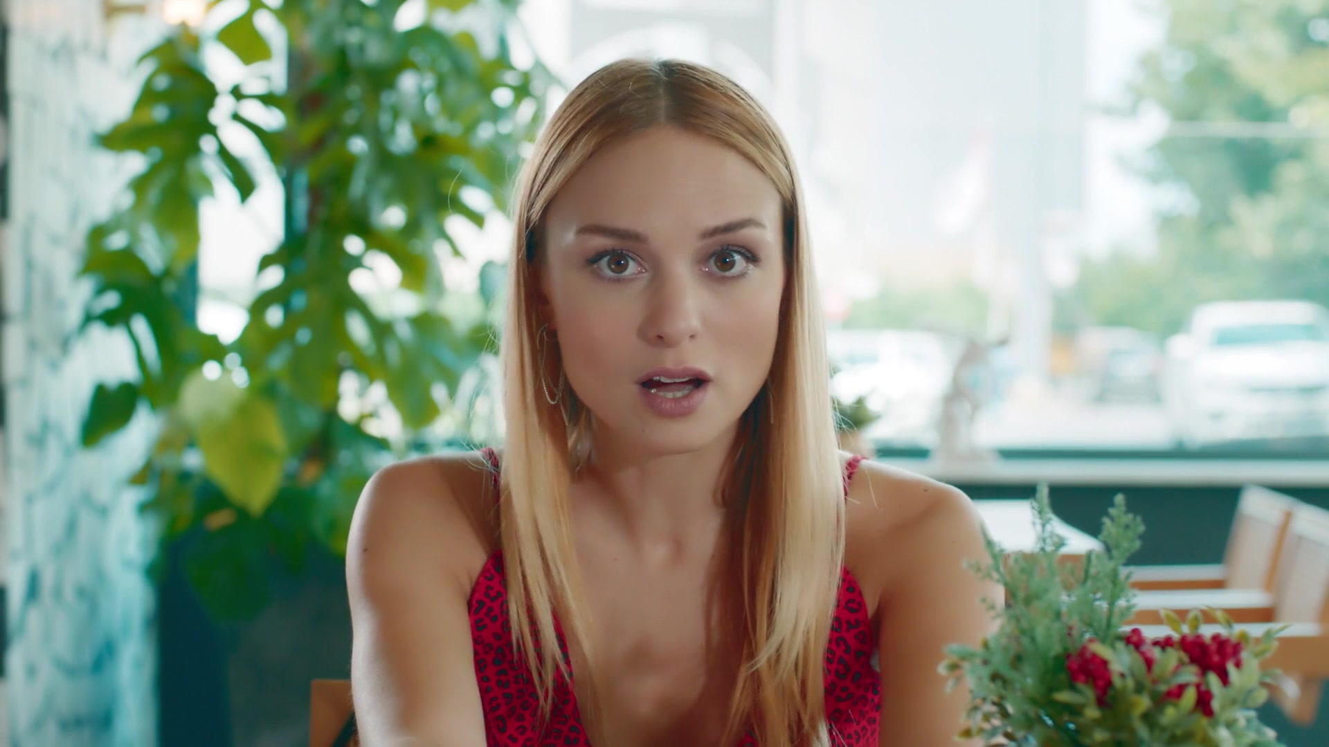 Кадры из сериала Именно так 5 серия 1 сезон (2019)
