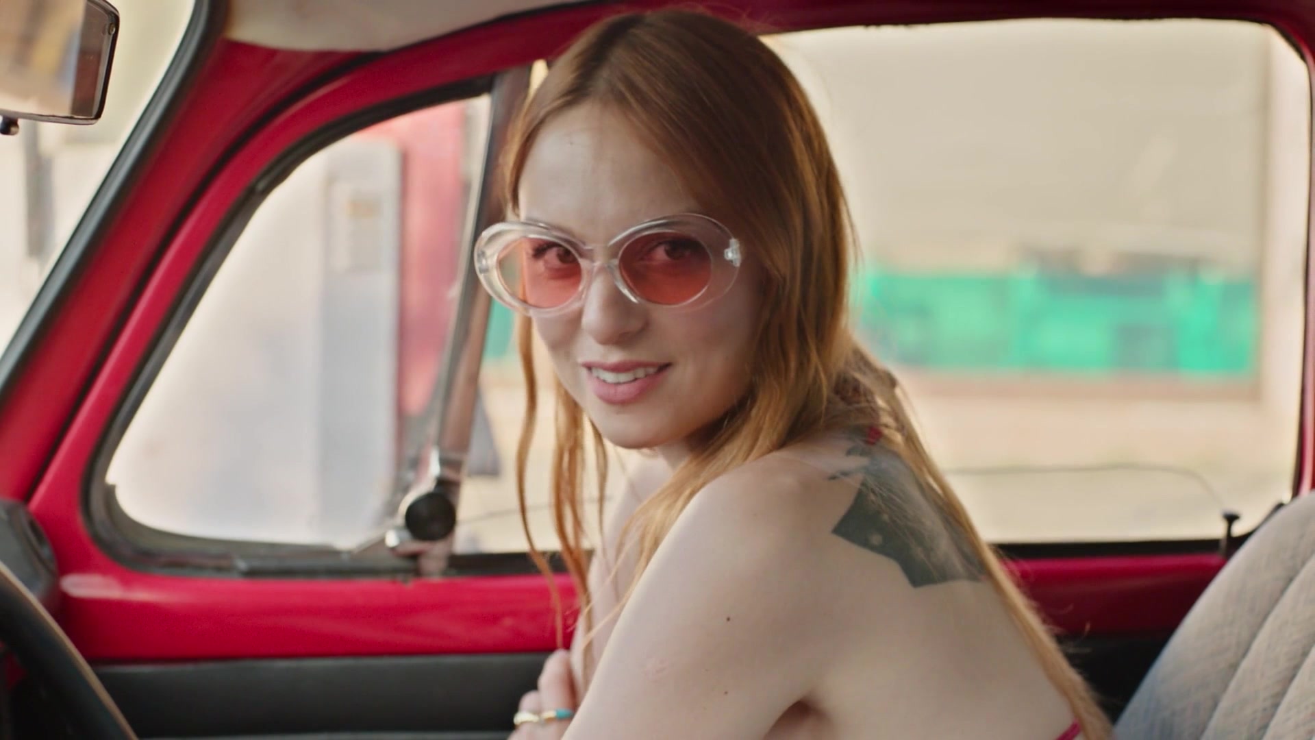 Кадры из сериала Именно так 3 серия 4 сезон (2019)